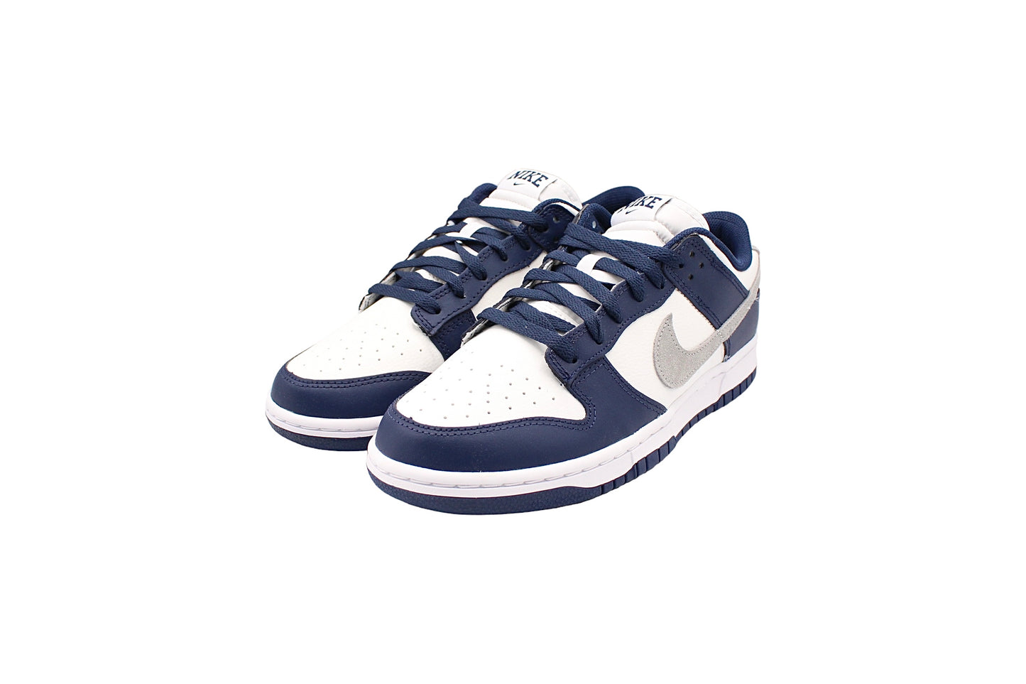 Nike Dunk Low ‘Midnight Navy’