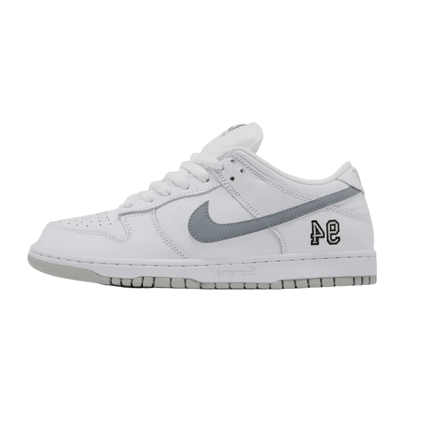 Nike SB Dunk Low / White / UK8.5