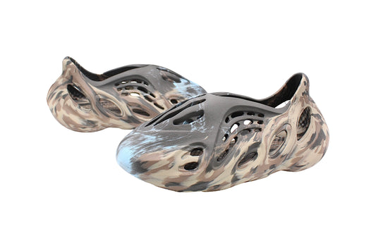 Adidas Yeezy Foam RNNR ‘MX Cinder’ / UK13