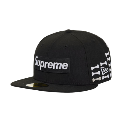 Supreme Bones Box Logo New Era 59Fifty
Fitted Cap / Black / 7 1/8