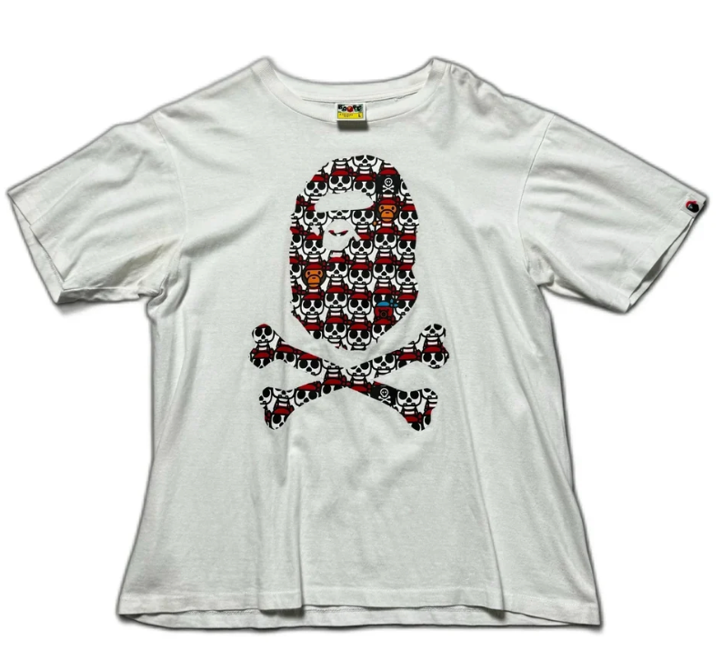 A Bathing Ape (BAPE) T-Shirt / Large. / Grade B