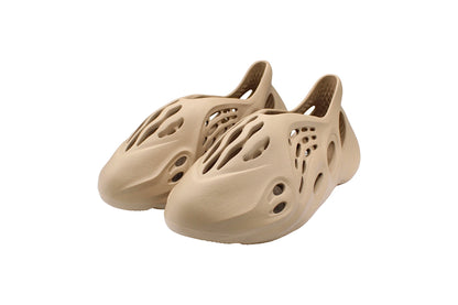 Adidas Yeezy Foam Rnnr ‘Clay Taupe’ / UK10